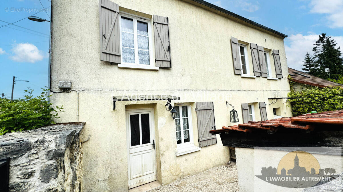 Maison à NOAILLES
