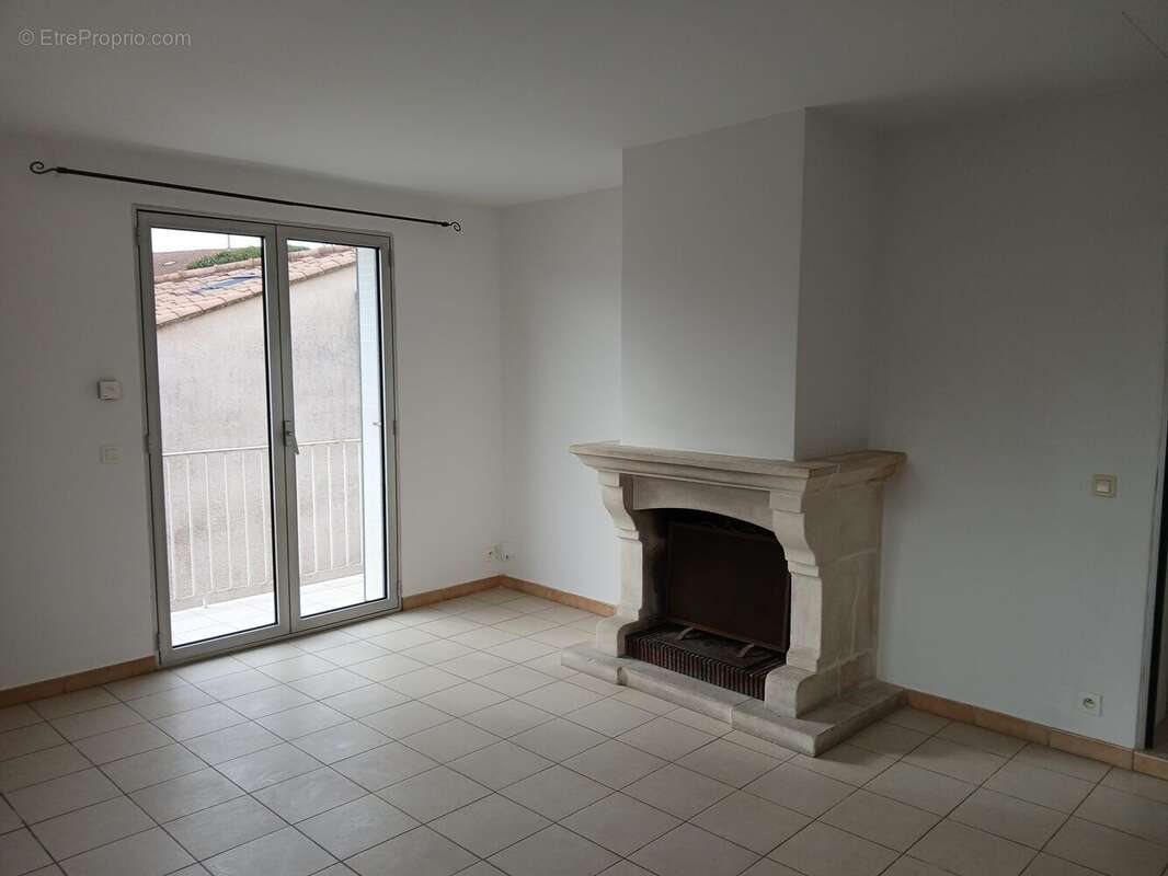 Appartement à SAINT-CHRISTOL-LES-ALES
