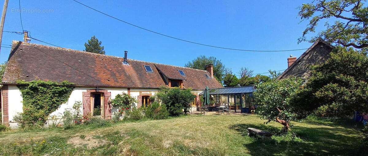 Maison à TREON