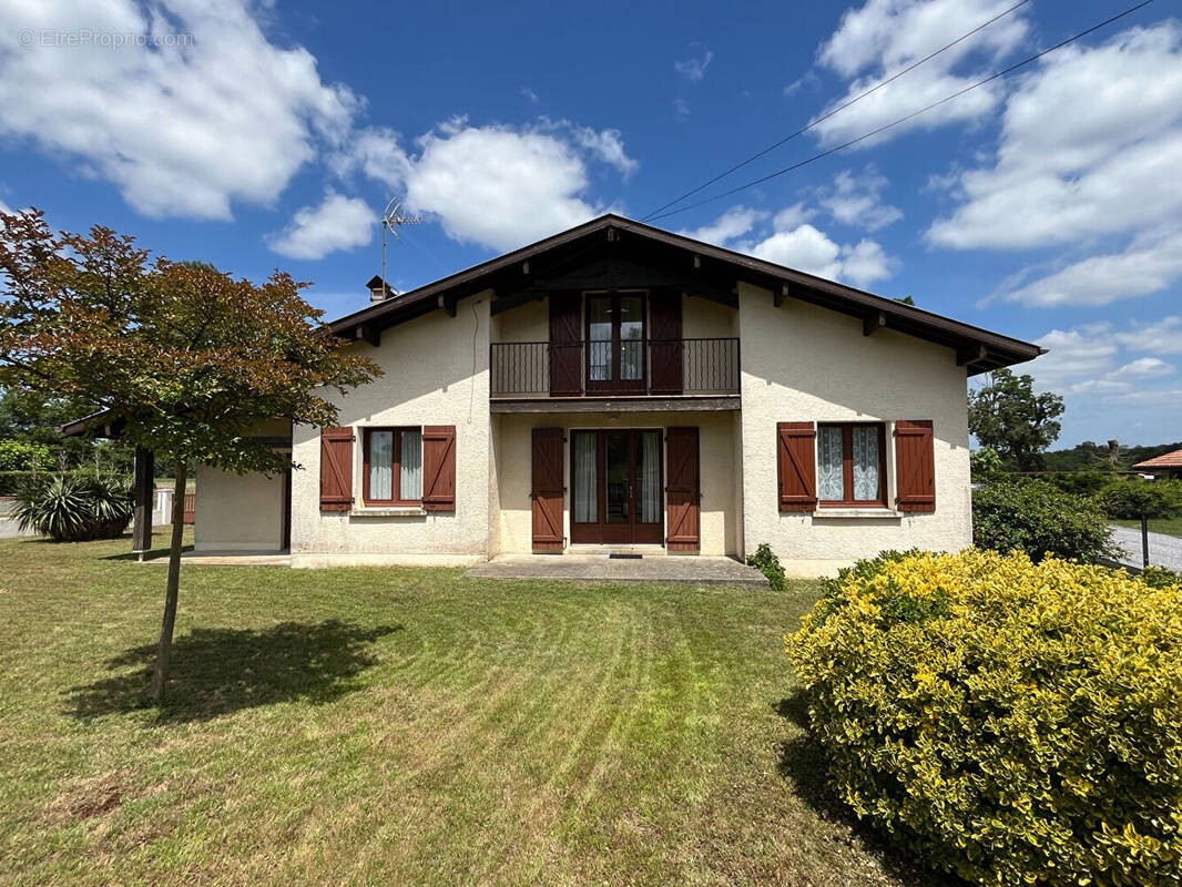 Maison à BEGAAR