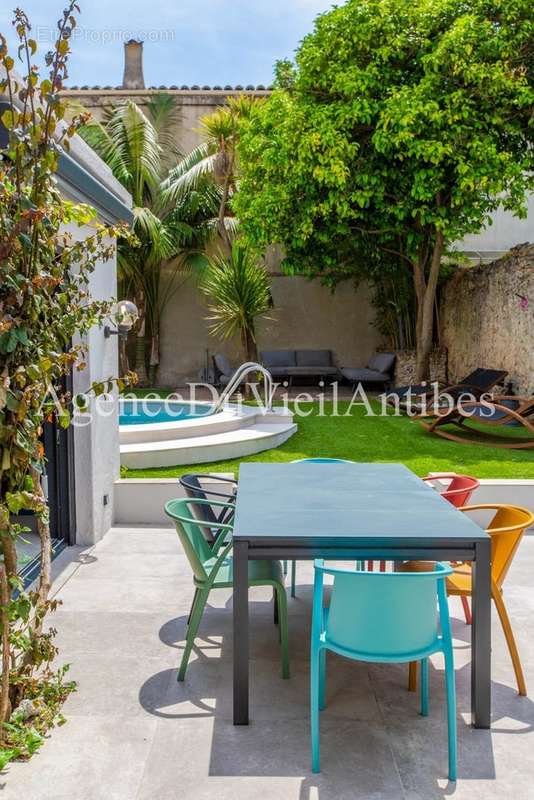Maison à ANTIBES