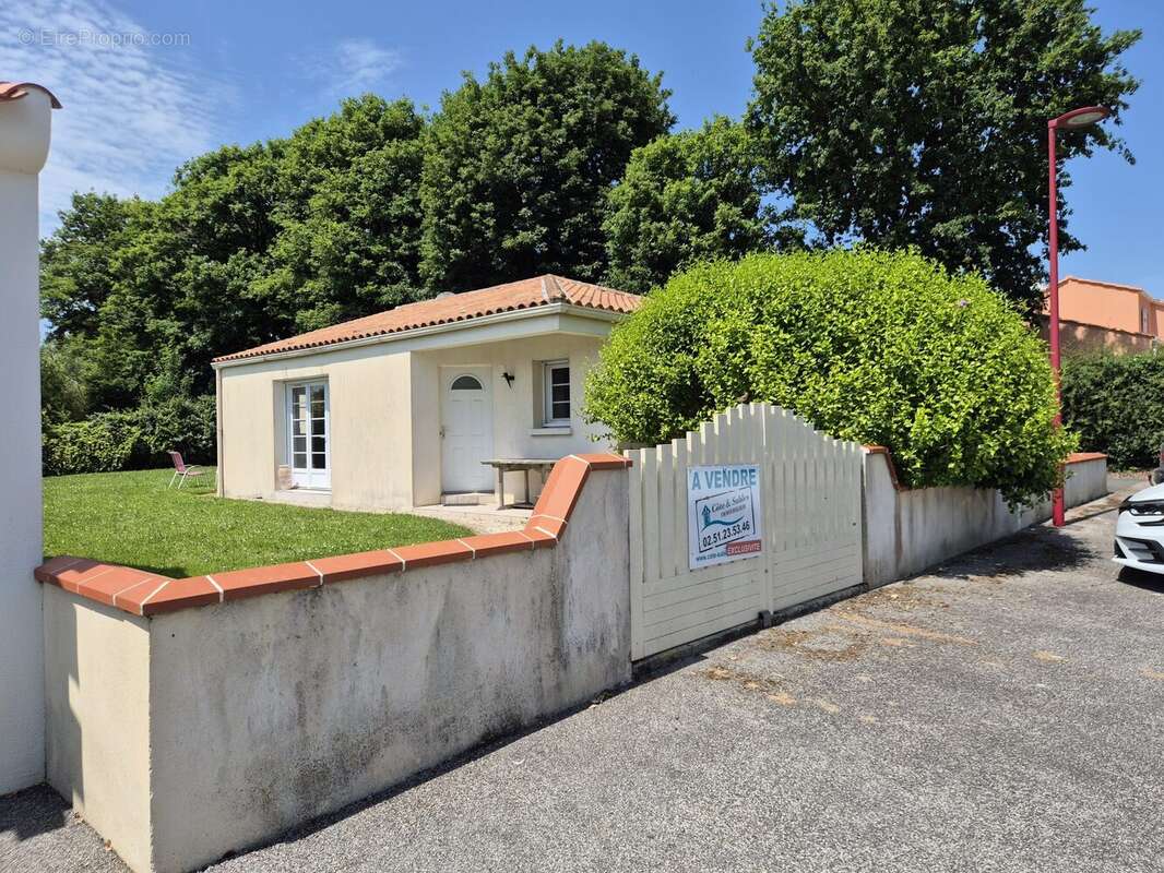 Maison à GROSBREUIL