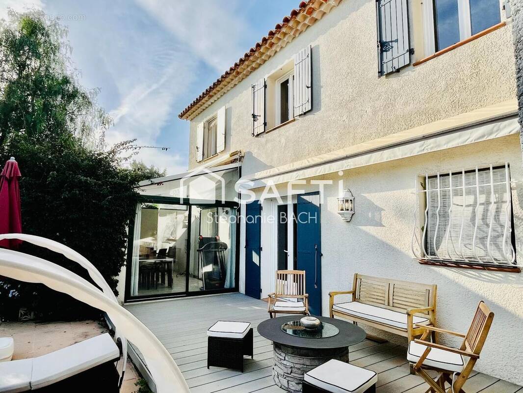 Photo 1 - Maison à CEYRESTE