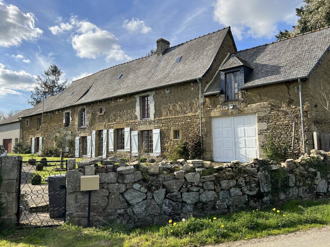 Maison à YVIGNAC-LA-TOUR