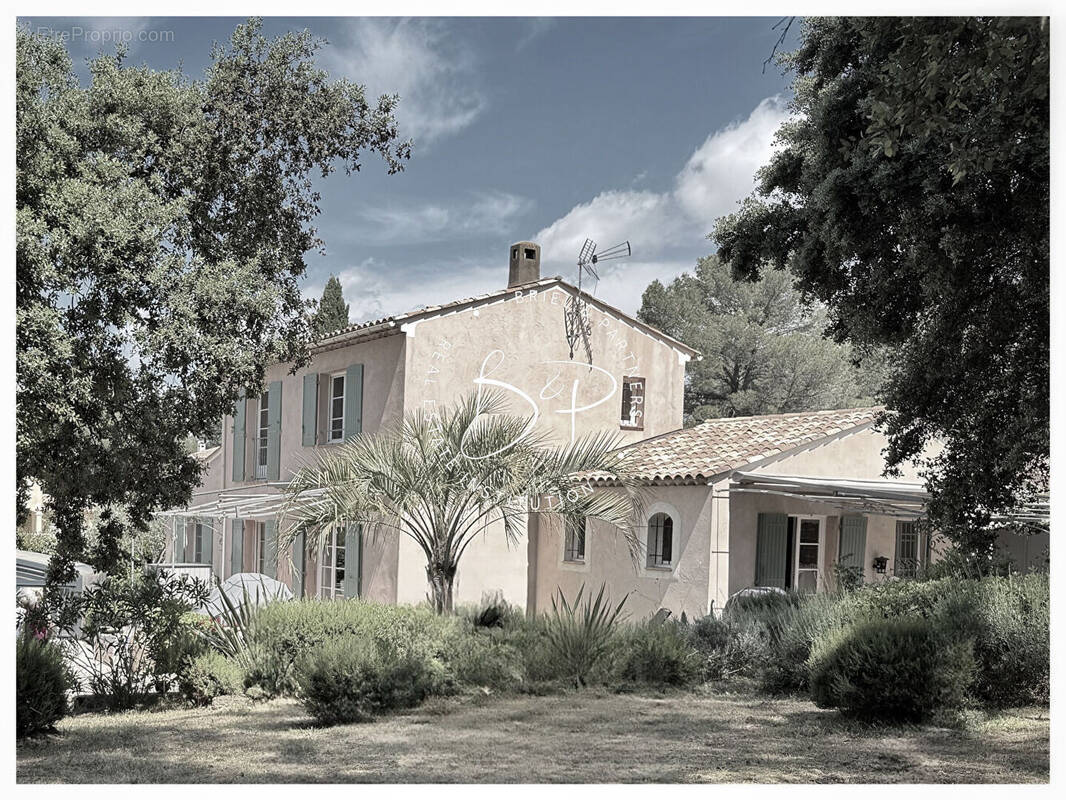 Maison à LA MOTTE