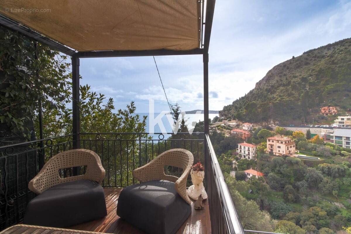 Appartement à EZE