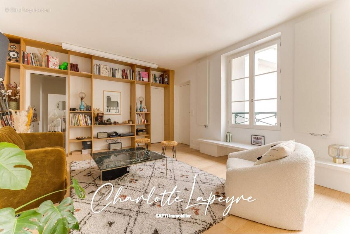 Photo 1 - Appartement à PARIS-2E