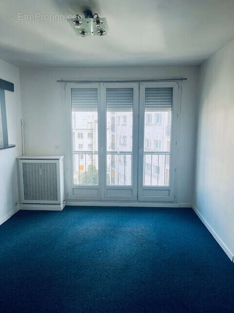 Appartement à AUBERVILLIERS