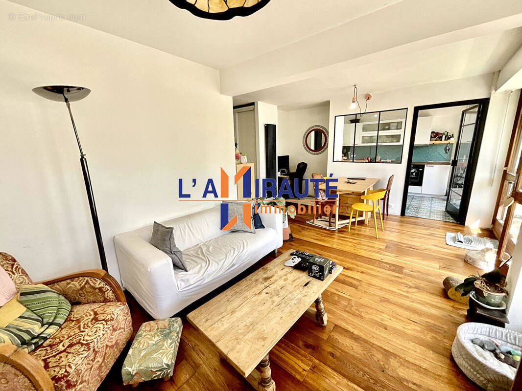 Appartement à MAISONS-LAFFITTE