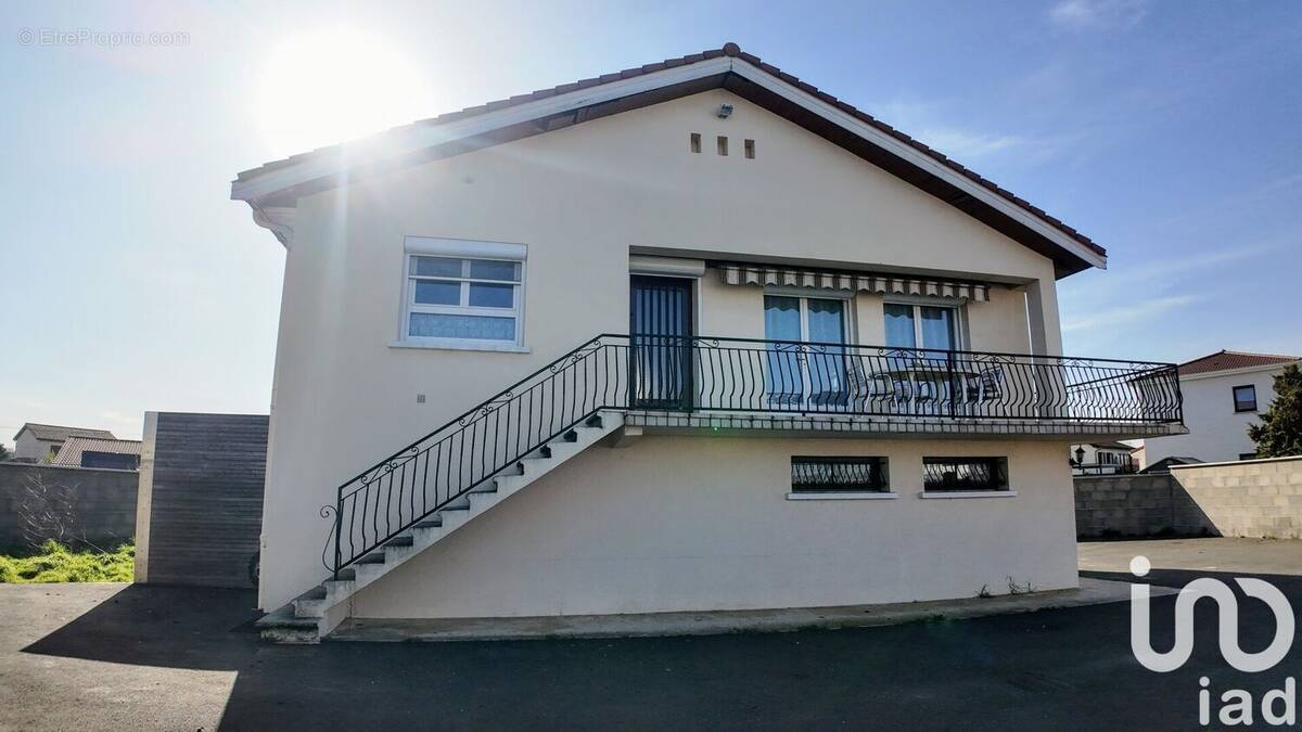 Photo 1 - Maison à BONSON