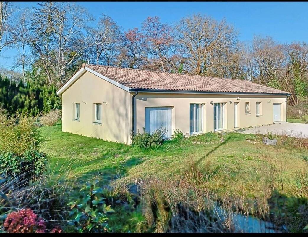 Photo 1 - Maison à LA BREDE