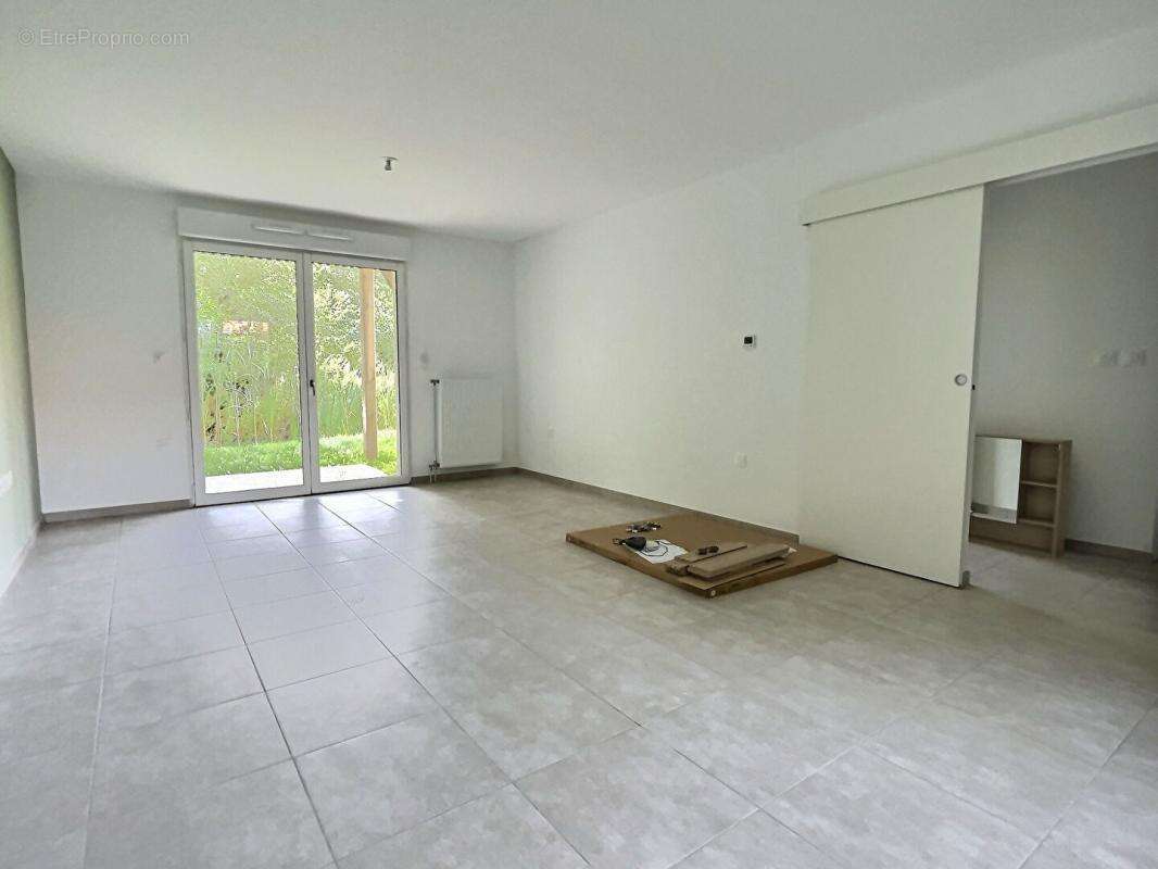 Appartement à CONDETTE