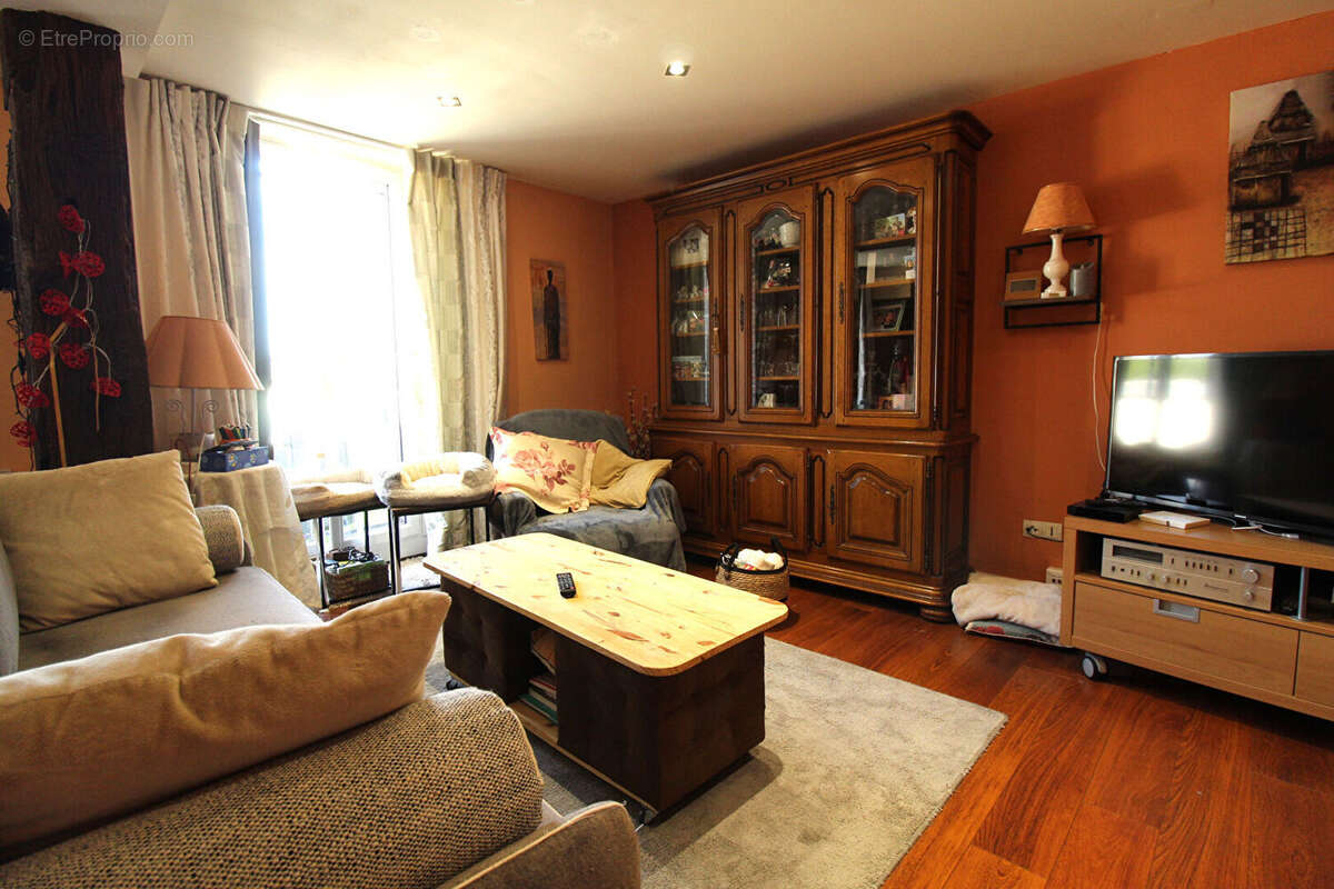 Appartement à CHATEAUNEUF-EN-THYMERAIS