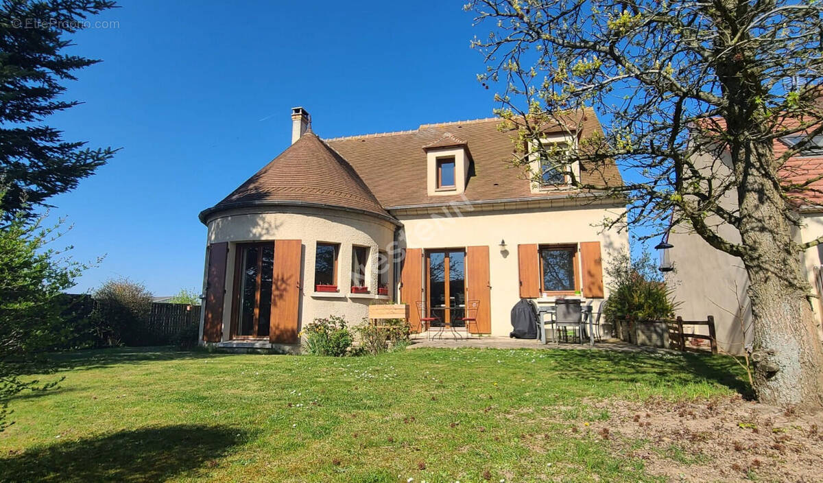 Maison à MONTSOULT