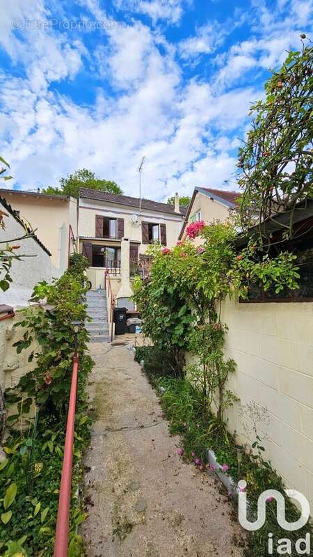 Photo 2 - Maison à PONTOISE