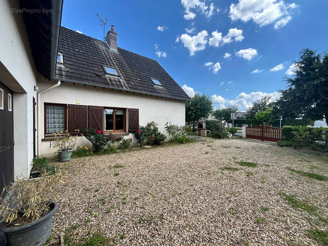 Maison à SAINT-PERE-SUR-LOIRE