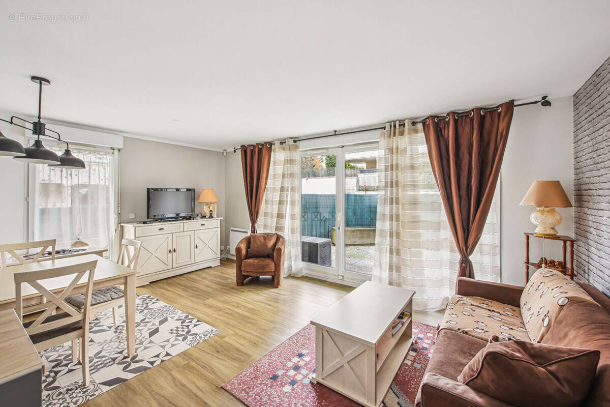 Appartement à CHATILLON