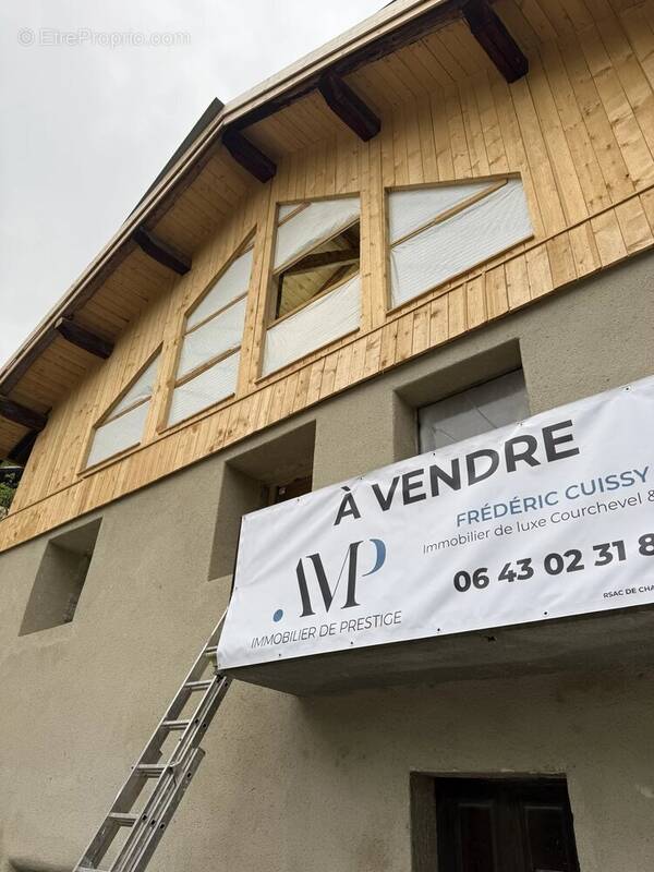 Appartement à LA PERRIERE