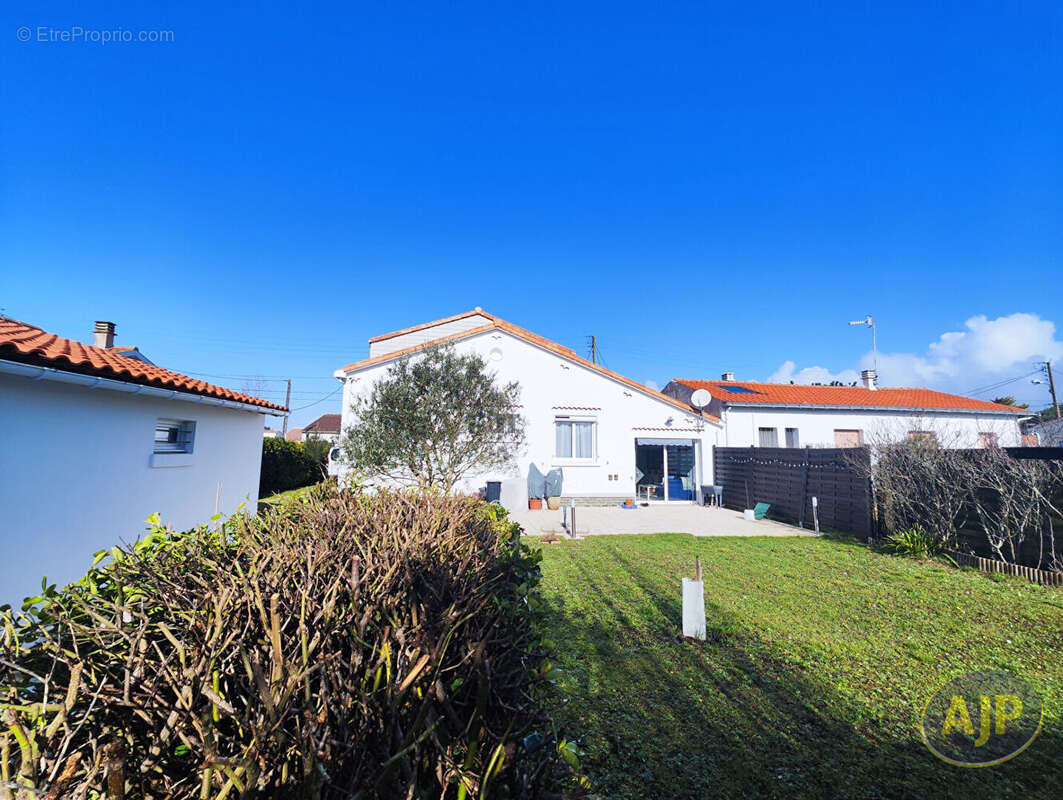 Maison à L&#039;AIGUILLON-SUR-MER