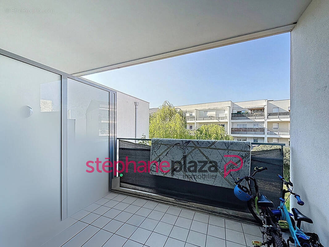 Appartement à VAULX-EN-VELIN