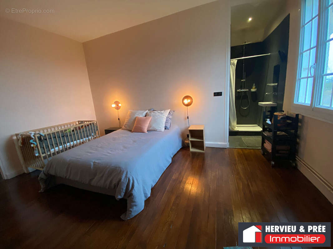 Appartement à OUISTREHAM