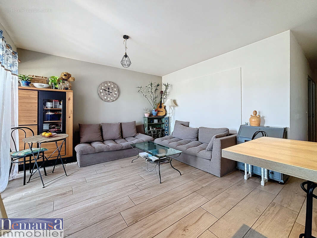 Appartement à NIMES