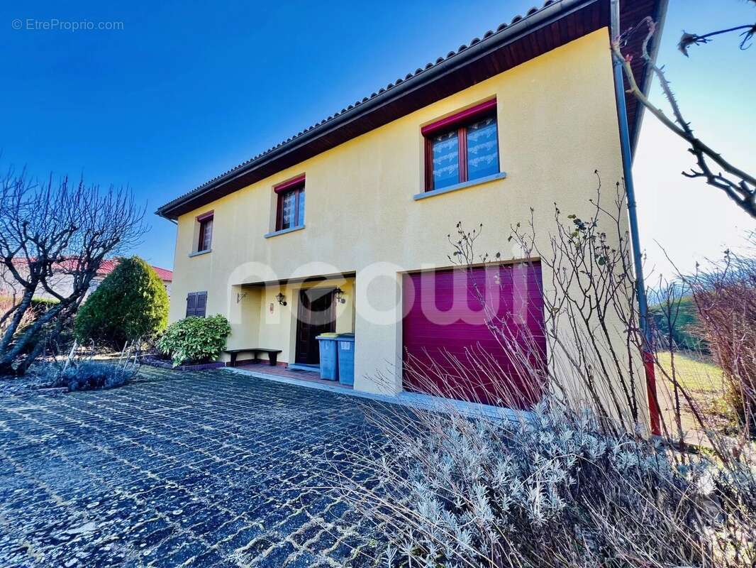 Maison à MARSAT