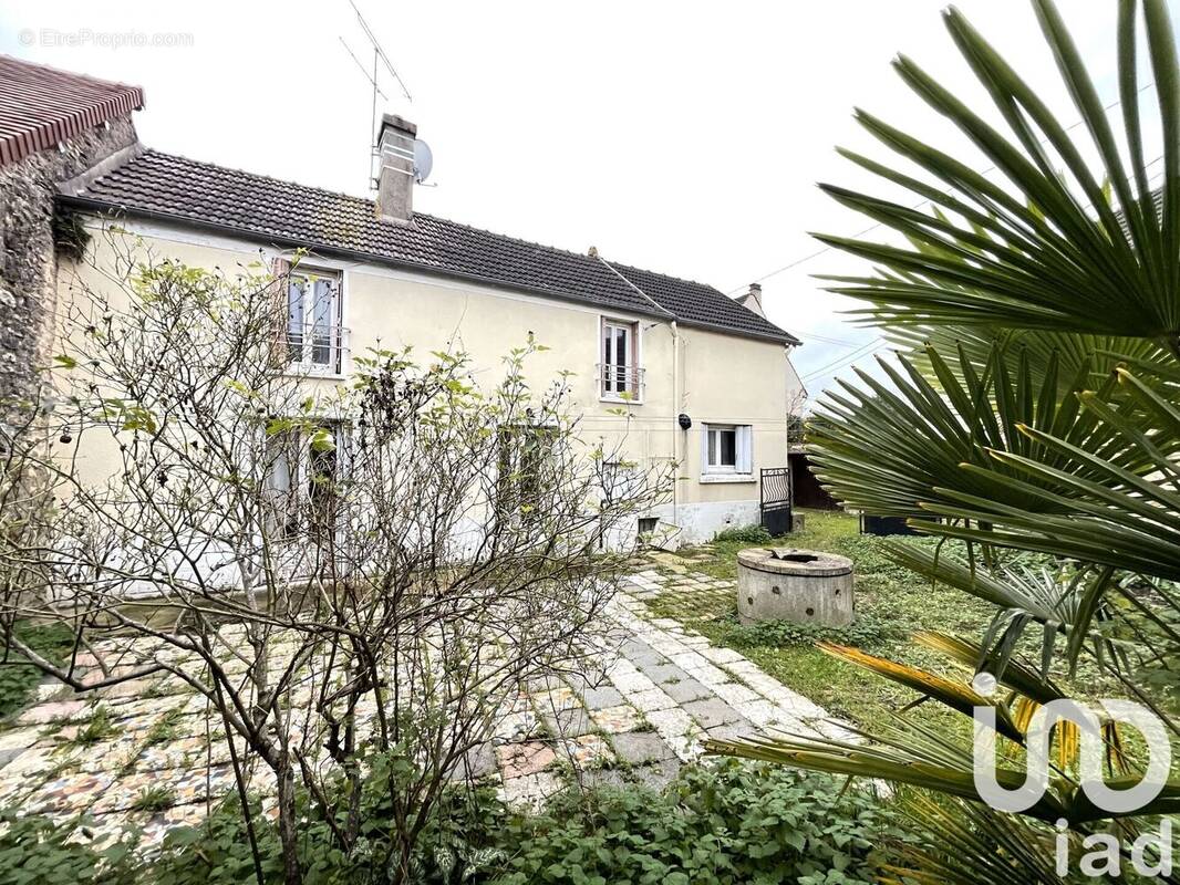 Photo 1 - Maison à BALLANCOURT-SUR-ESSONNE