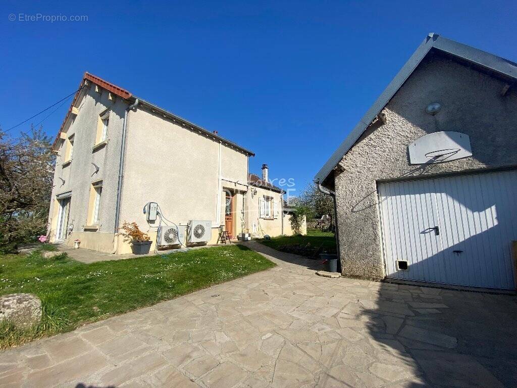 Maison à ROZAY-EN-BRIE