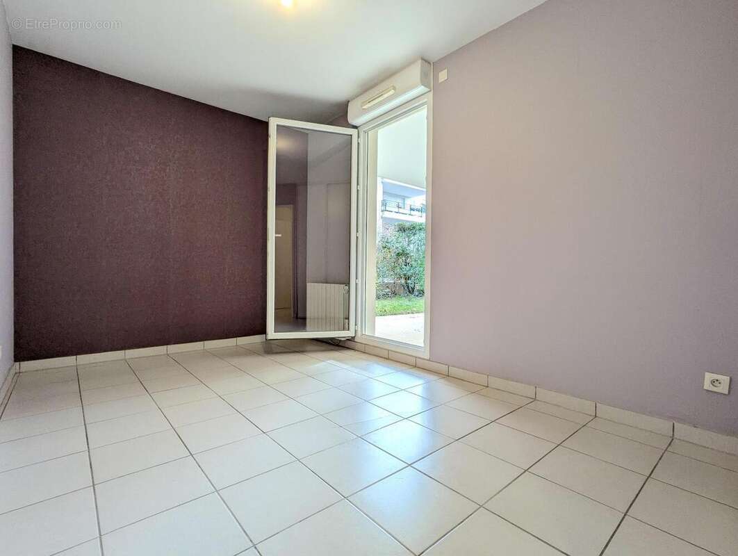  - Appartement à CALUIRE-ET-CUIRE