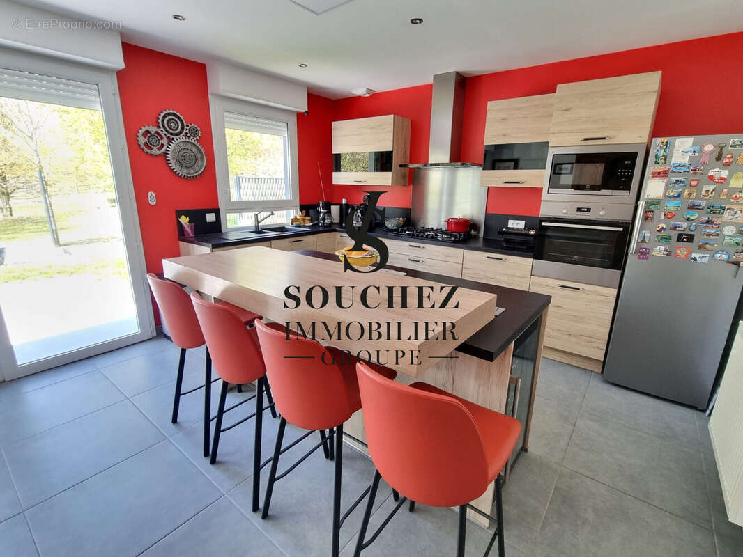 Maison à SOUCHEZ