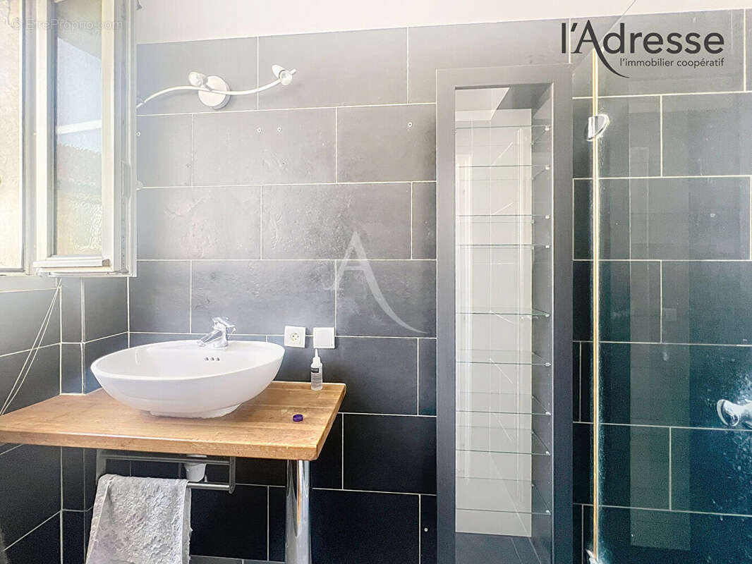 Appartement à SURESNES
