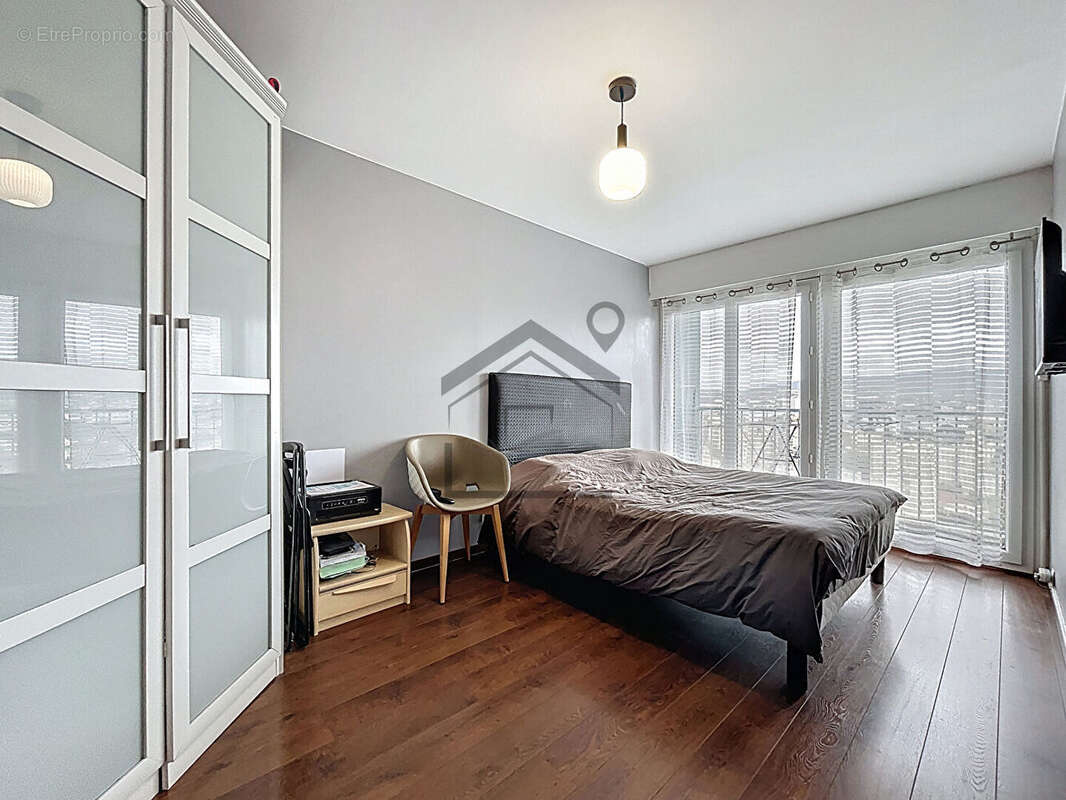 Appartement à MARSEILLE-13E