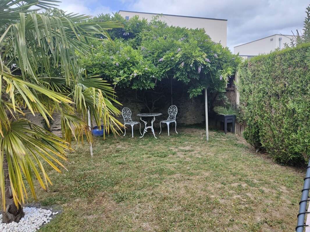 Maison à SAINT-BARTHELEMY-D&#039;ANJOU