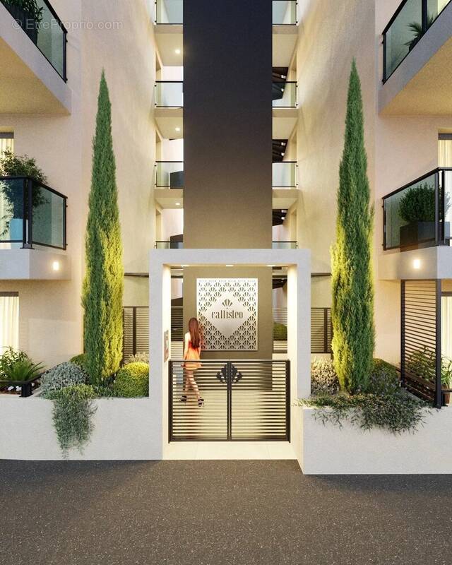 Appartement à SAINT-LAURENT-DU-VAR