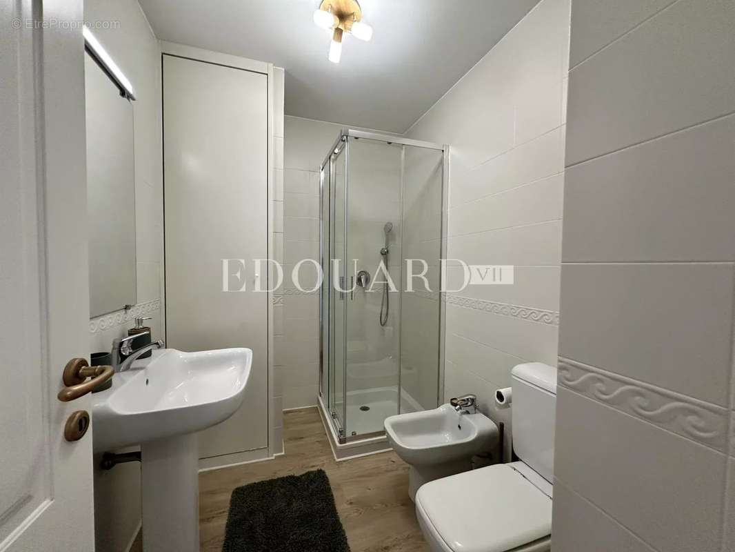Appartement à ROQUEBRUNE-CAP-MARTIN