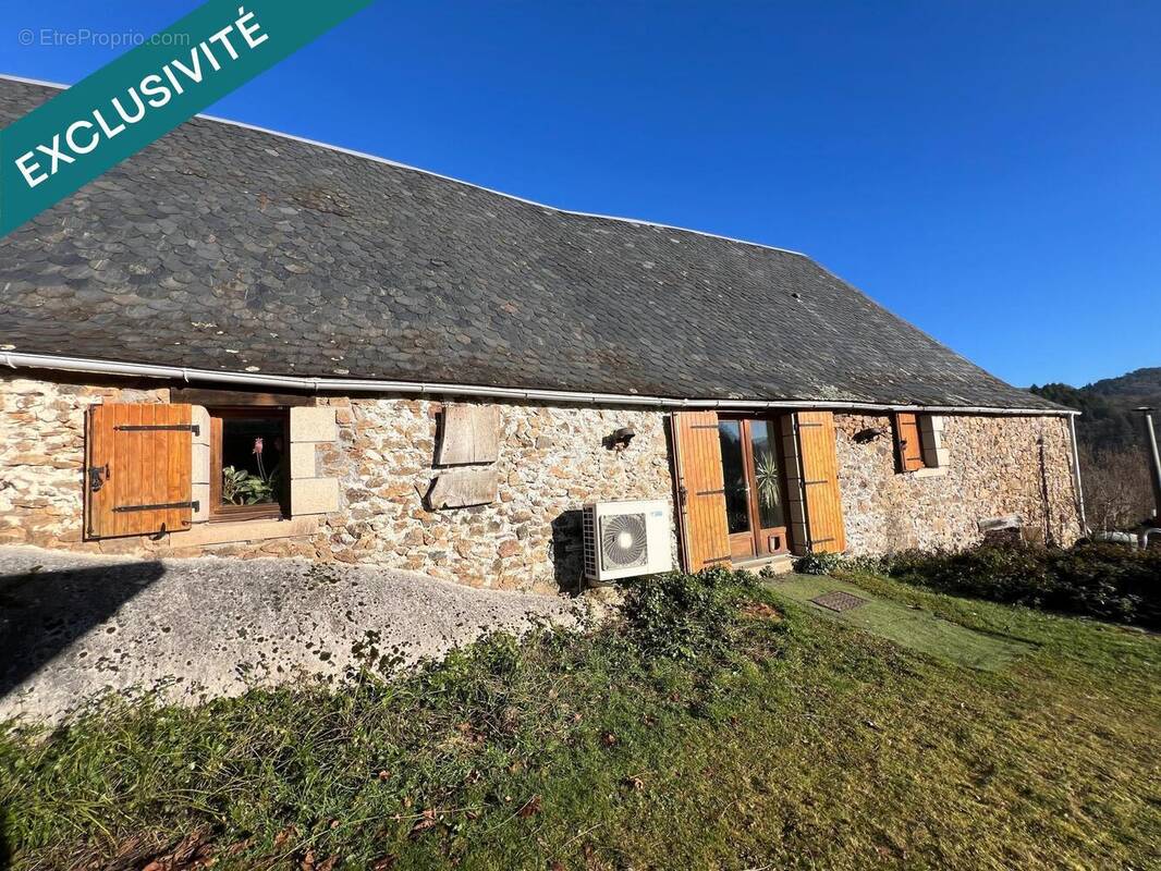 Photo 1 - Maison à SAINT-CHAMANT
