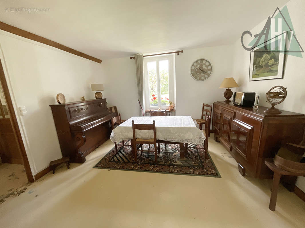 Maison à BARBUISE