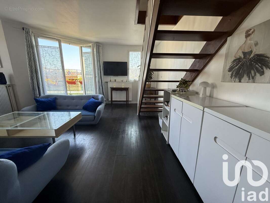 Photo 2 - Appartement à RIS-ORANGIS