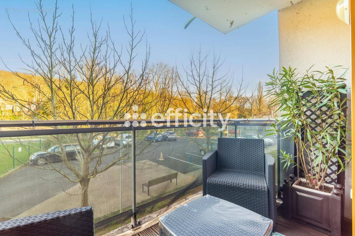Appartement à MONTLIGNON