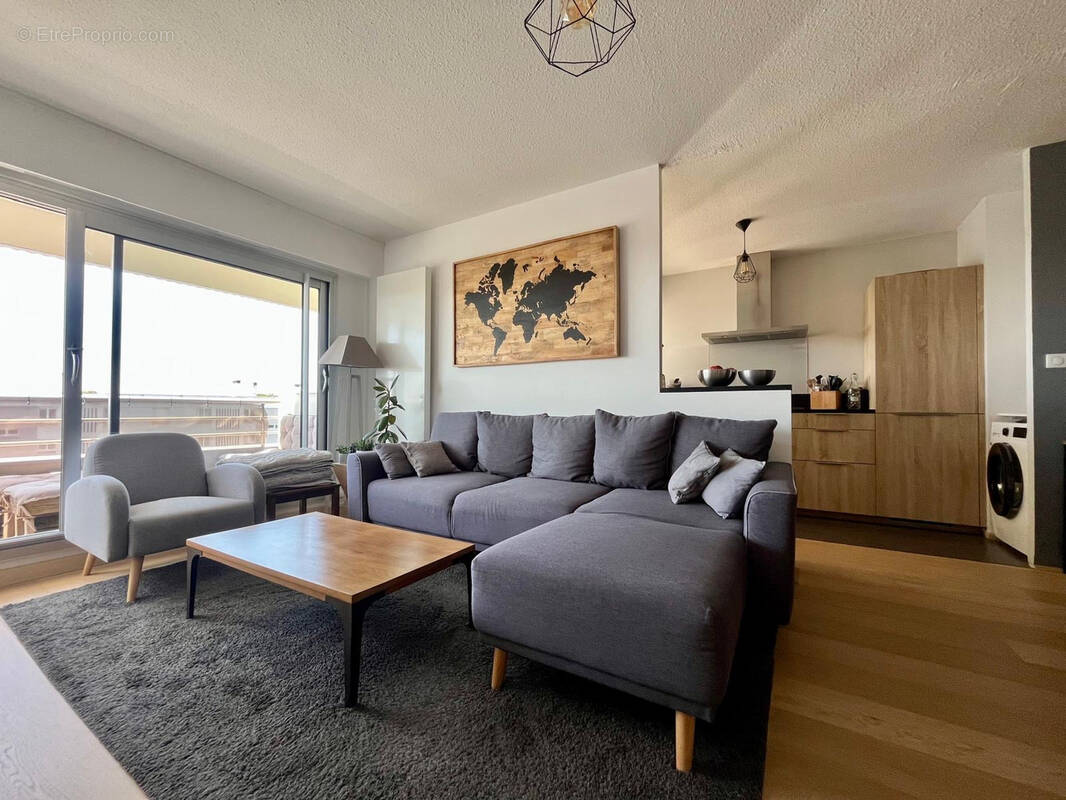 Appartement à BORDEAUX