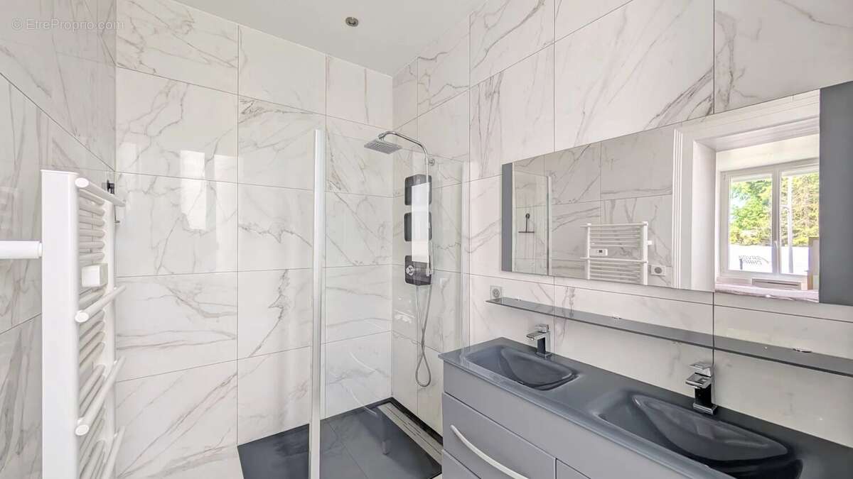 Appartement à SAINT-BALDOPH