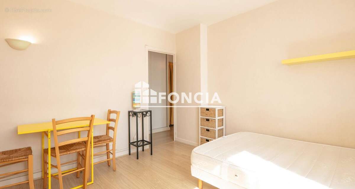 Appartement à LE PONT-DE-CLAIX