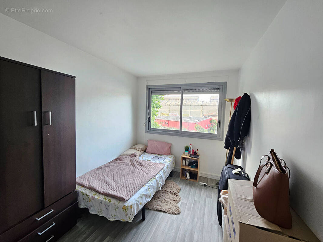 Appartement à AUBERVILLIERS
