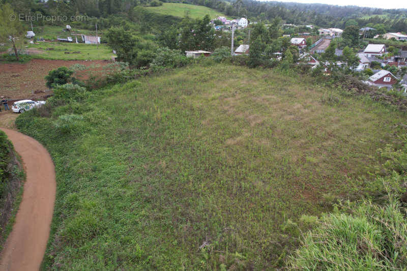 Terrain à LE PORT