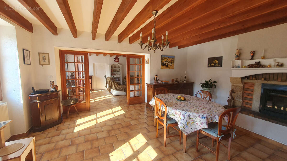 Maison à HAGETMAU