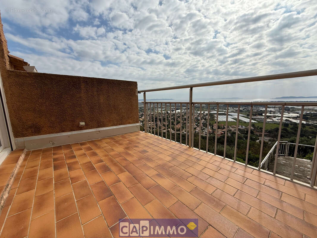 Appartement à HYERES