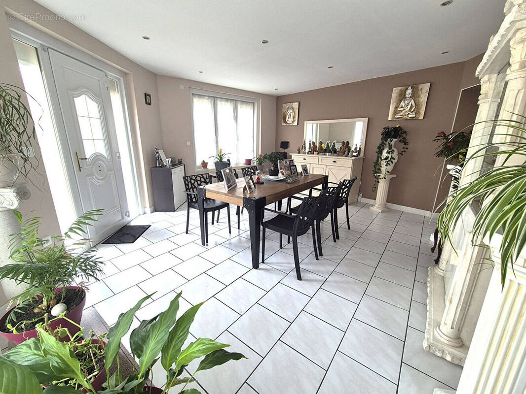 Maison à MEURCHIN