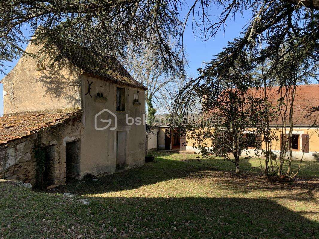 Maison à PRESSIGNAC-VICQ