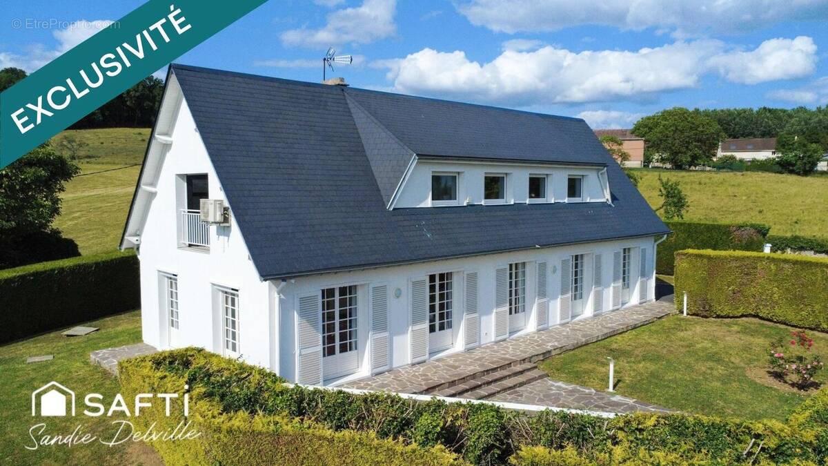 Photo 1 - Maison à LA FERTE-SOUS-JOUARRE